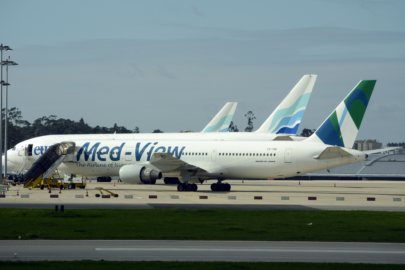 CS-TRN (25535) 1993 Boeing 767-33AER