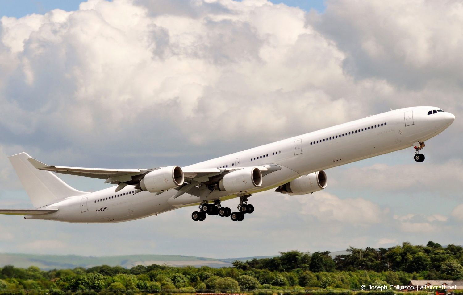 G-VSHY (383) 2002 Airbus A340-642