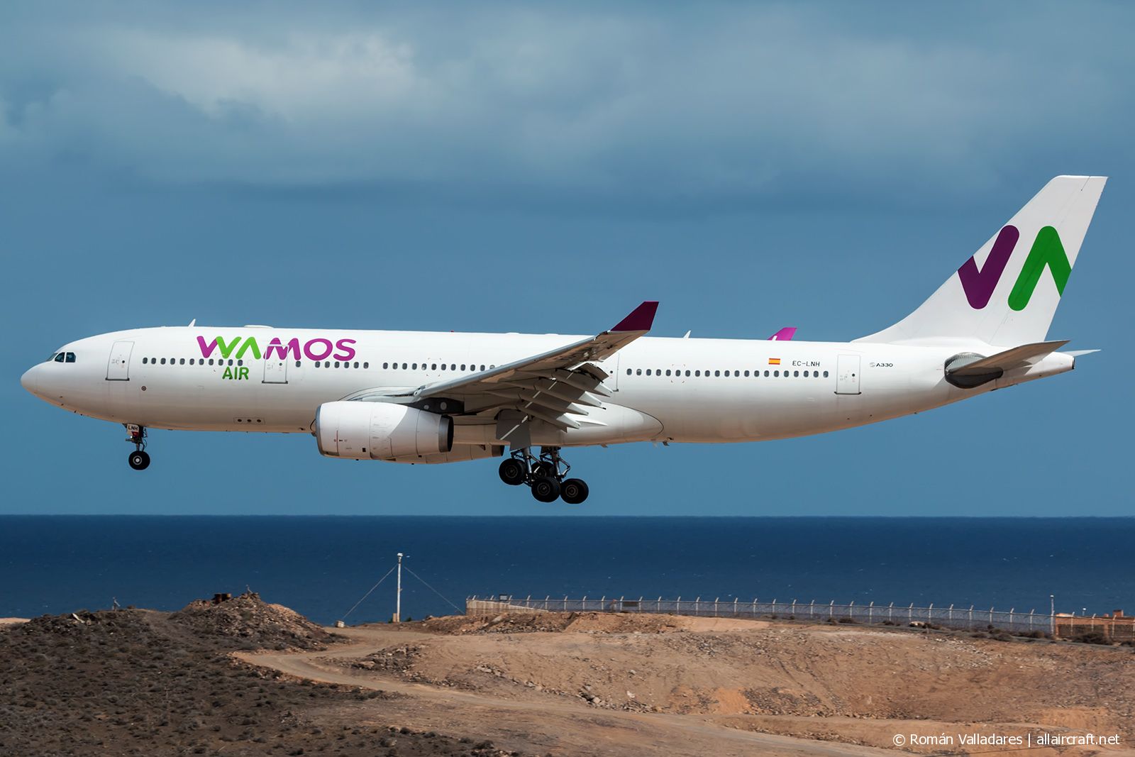 EC-LNH (551) 2003 Airbus A330-243