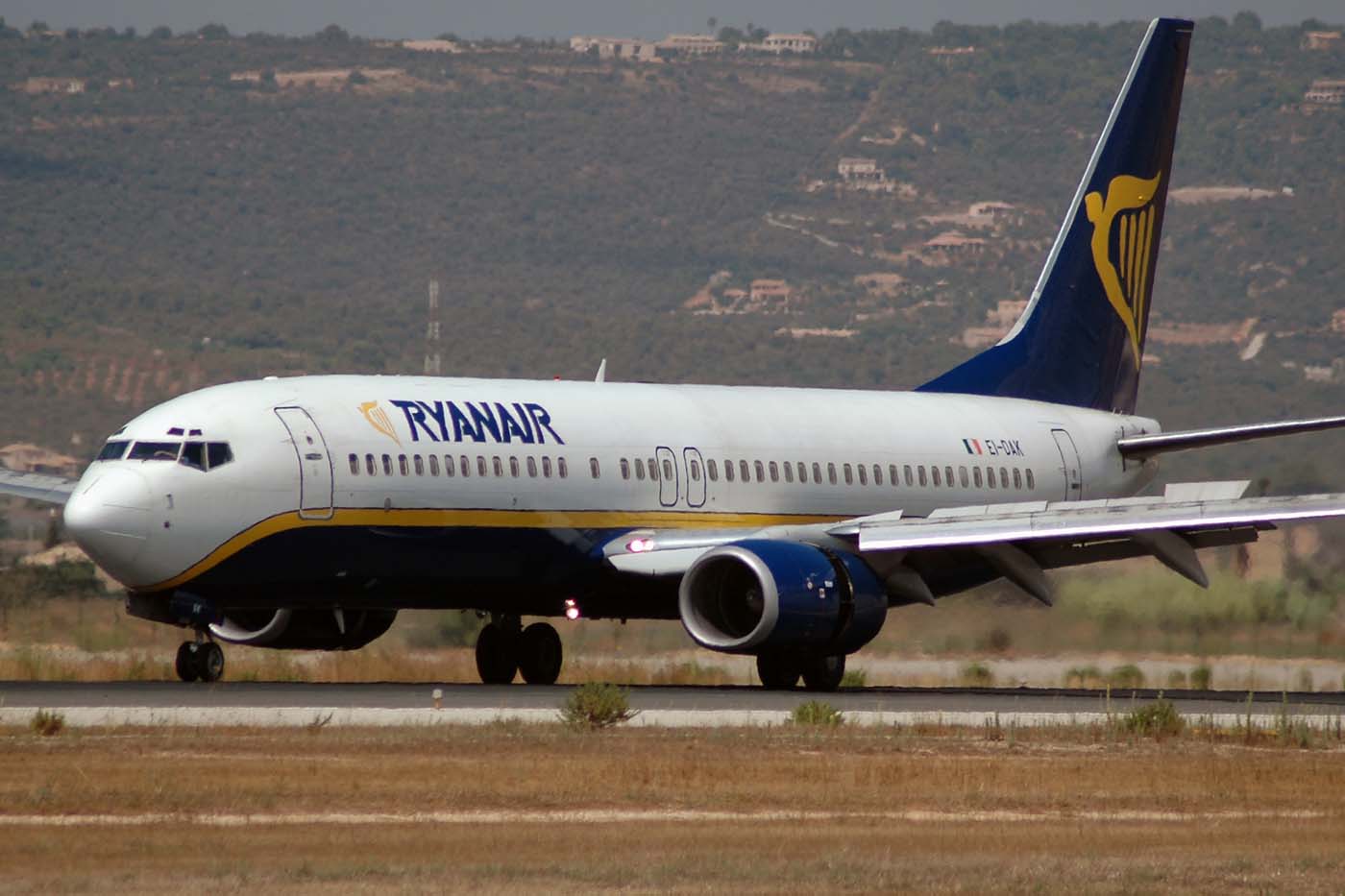 EI-DAK · Boeing 737-8AS(WL) · (PMI / LEPA / LESJ)