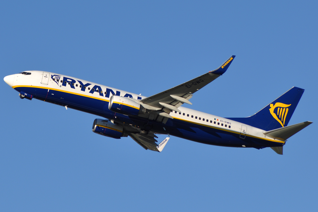EI-DWG · Boeing 737-8AS(WL) · (BGY / LIME)