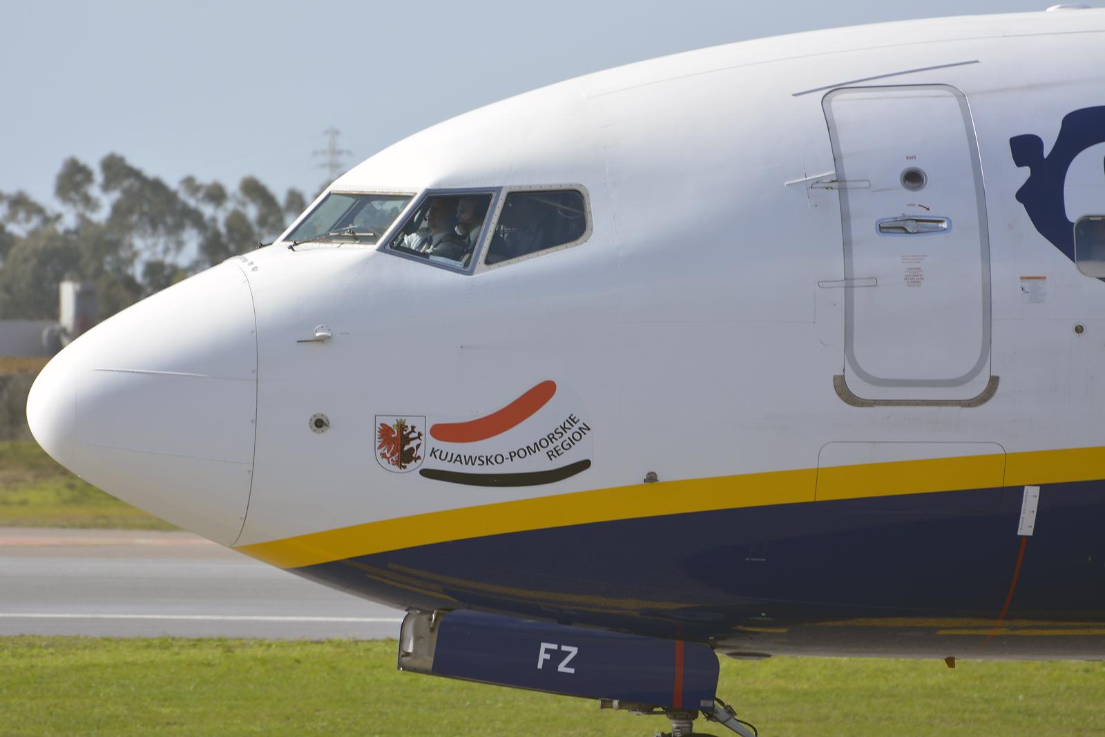EI-EFZ · Boeing 737-8AS(WL) · (OPO / LPPR)