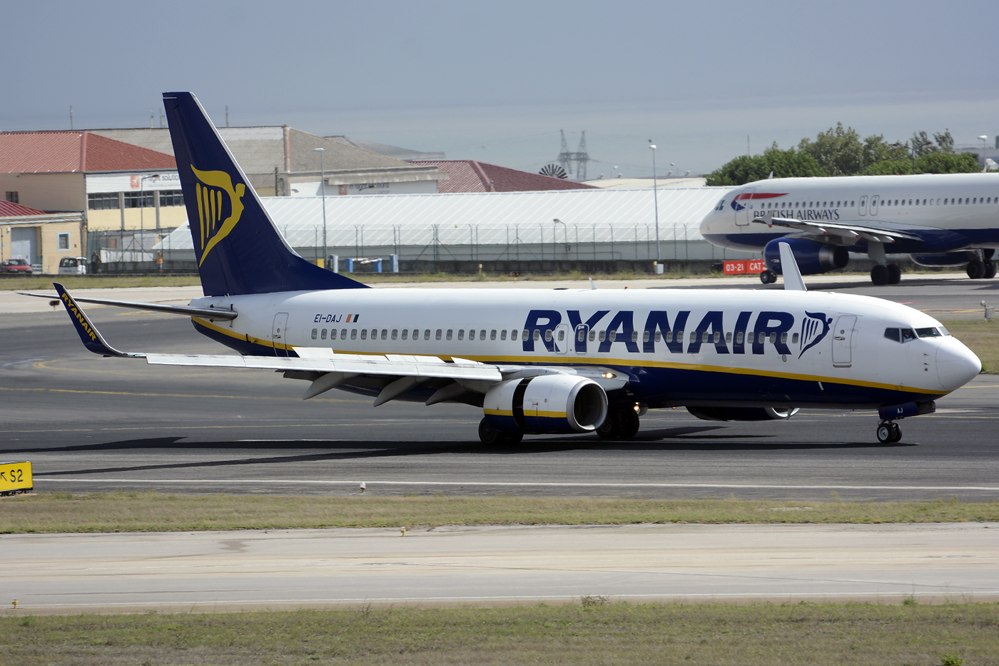 EI-DAJ (33548) 2003 Boeing 737-8AS(WL)