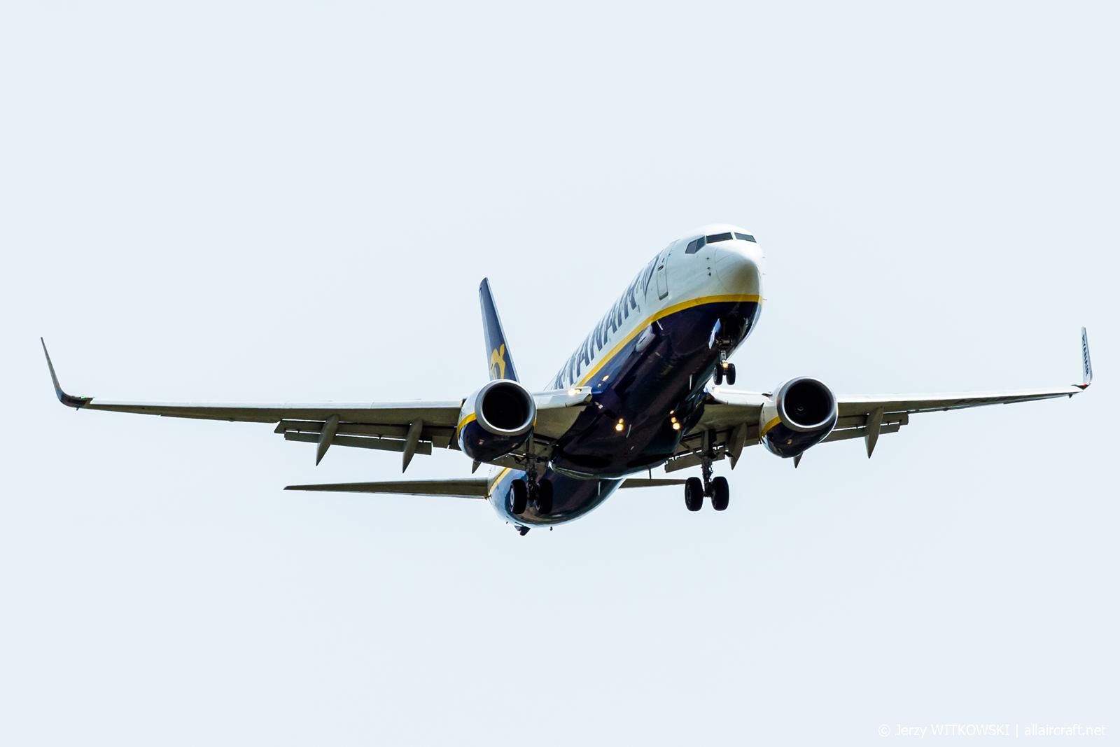 EI-DLG (33589) 2006 Boeing 737-8AS(WL)