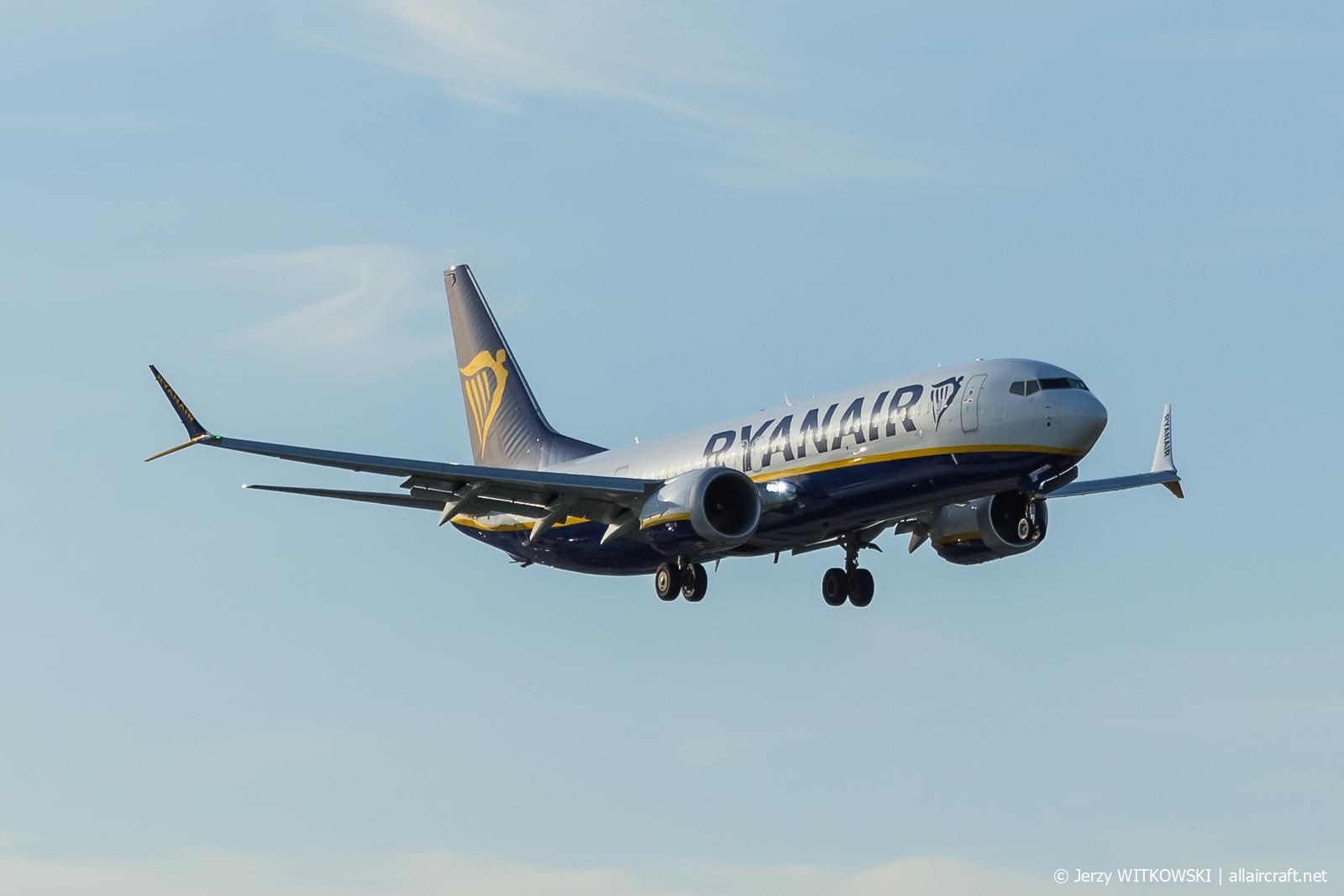 EI-IGH · Boeing 737-8200 MAX · (WAW / EPWA)