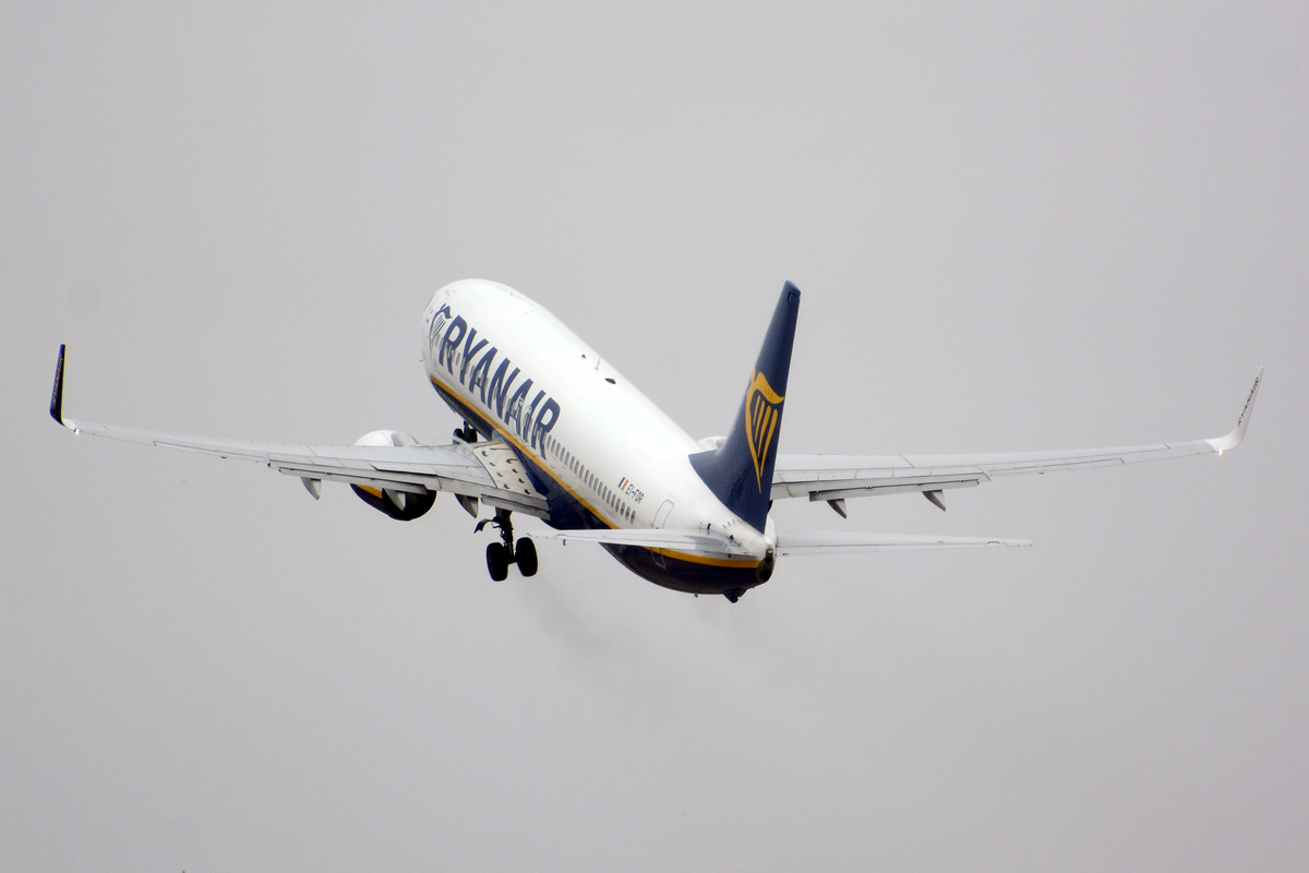 EI-FOR · Boeing 737-8AS(WL) · (FAO / LPFR)