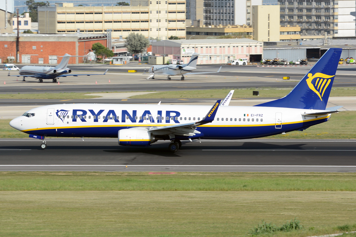 EI-FRZ (44749) 2016 Boeing 737-8AS(WL)
