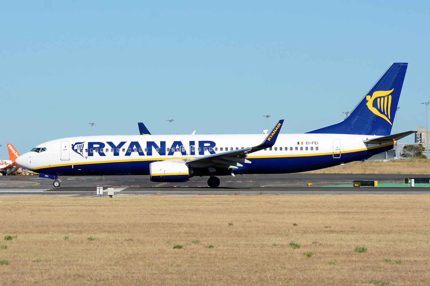 EI-FEI · Boeing 737-8AS(WL) · (LIS / LPPT)