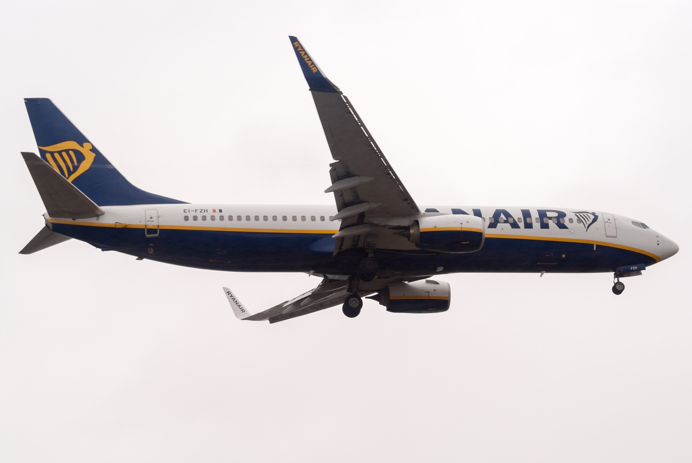 EI-FZH · Boeing 737-8AS(WL) · (MAN / EGCC)
