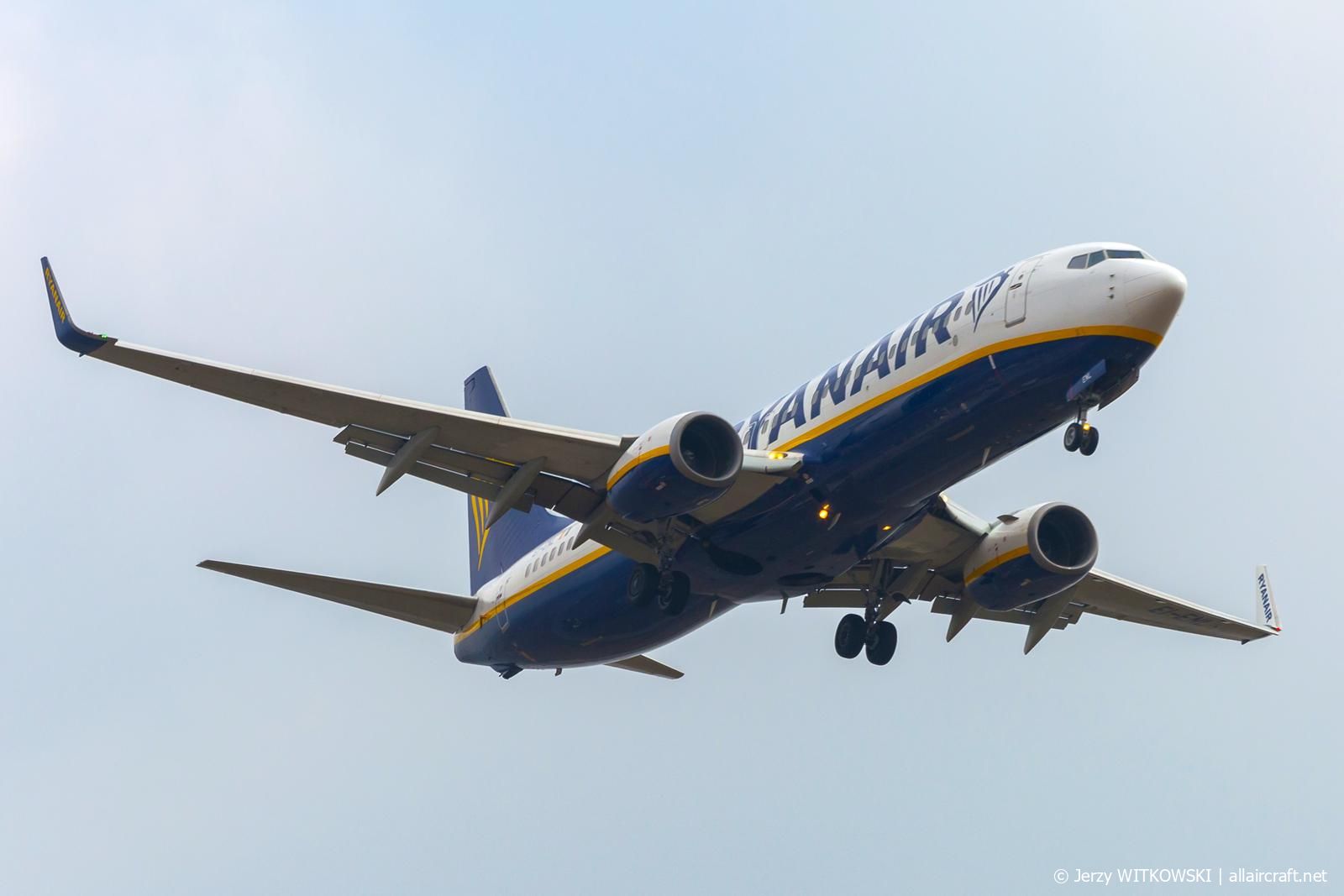 EI-ENL (35037) 2011 Boeing 737-8AS(WL)