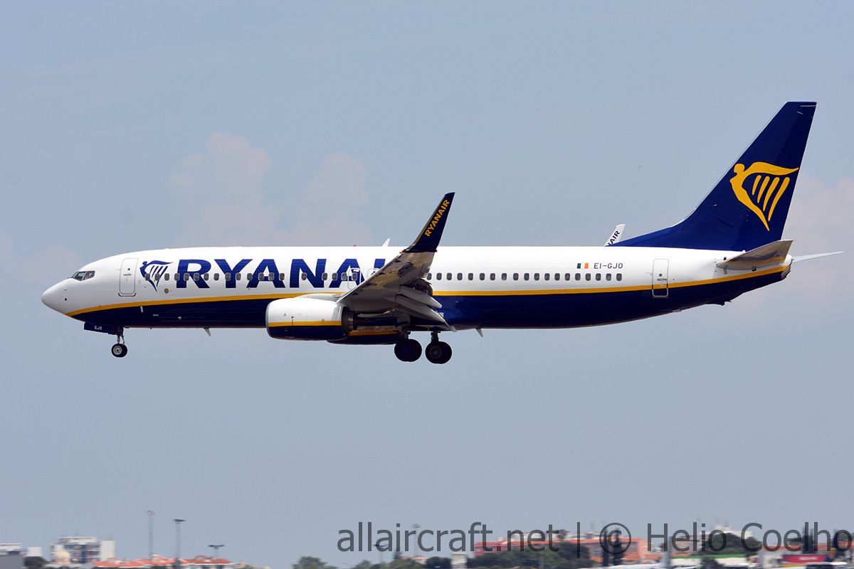Ei-GJO · Boeing 737-8AS(WL) · (LIS / LPPT)