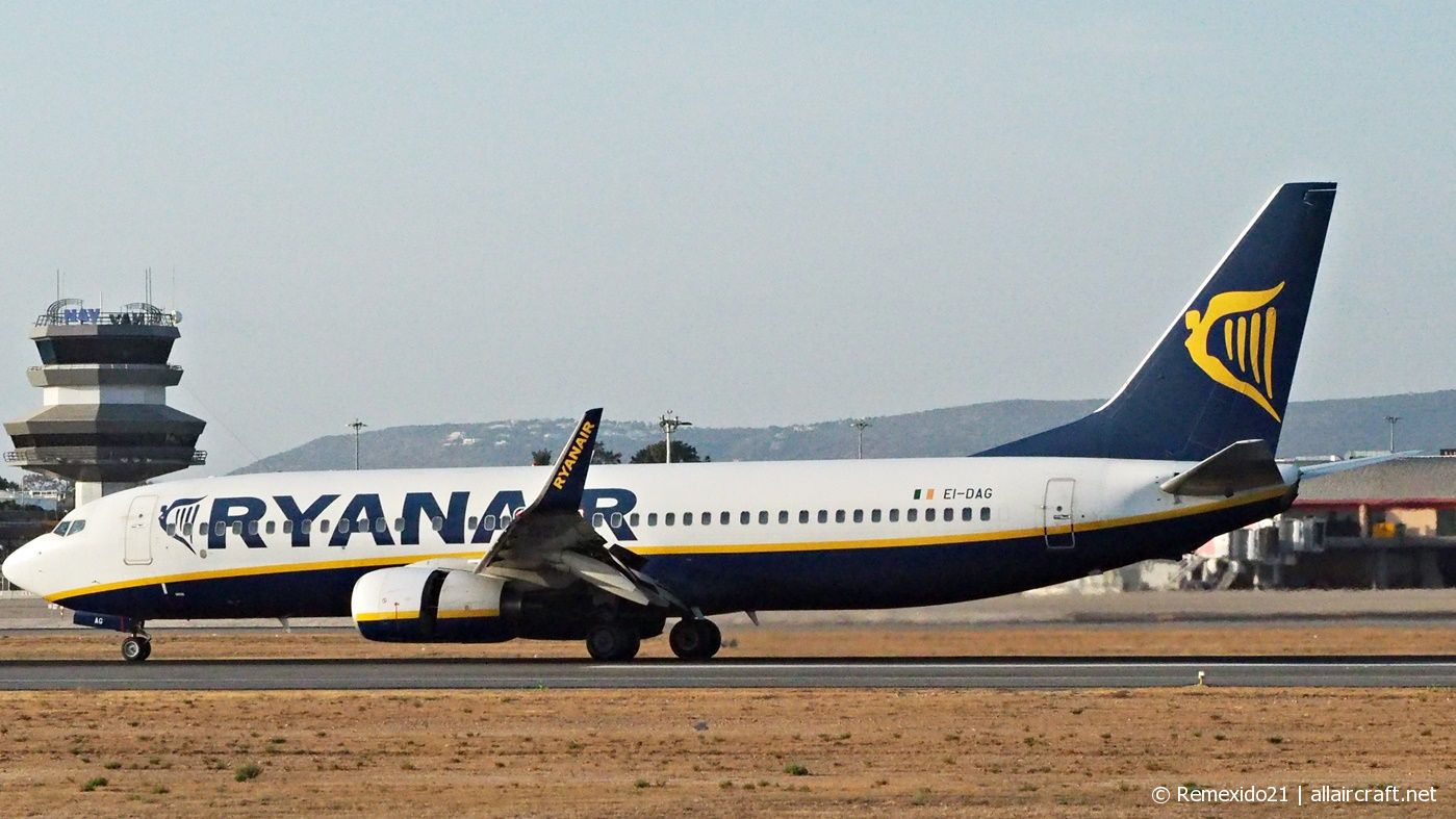 EI-DAG · Boeing 737-8AS(WL) · (FAO / LPFR)