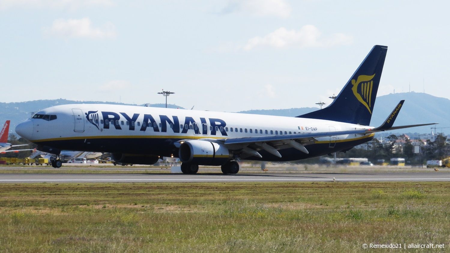 EI-DAP · Boeing 737-8AS(WL) · (FAO / LPFR)