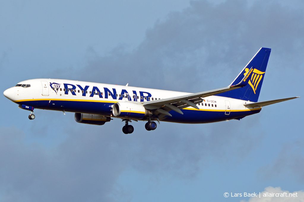 EI-DCW · Boeing 737-8AS(WL) · (CPH / EKCH)
