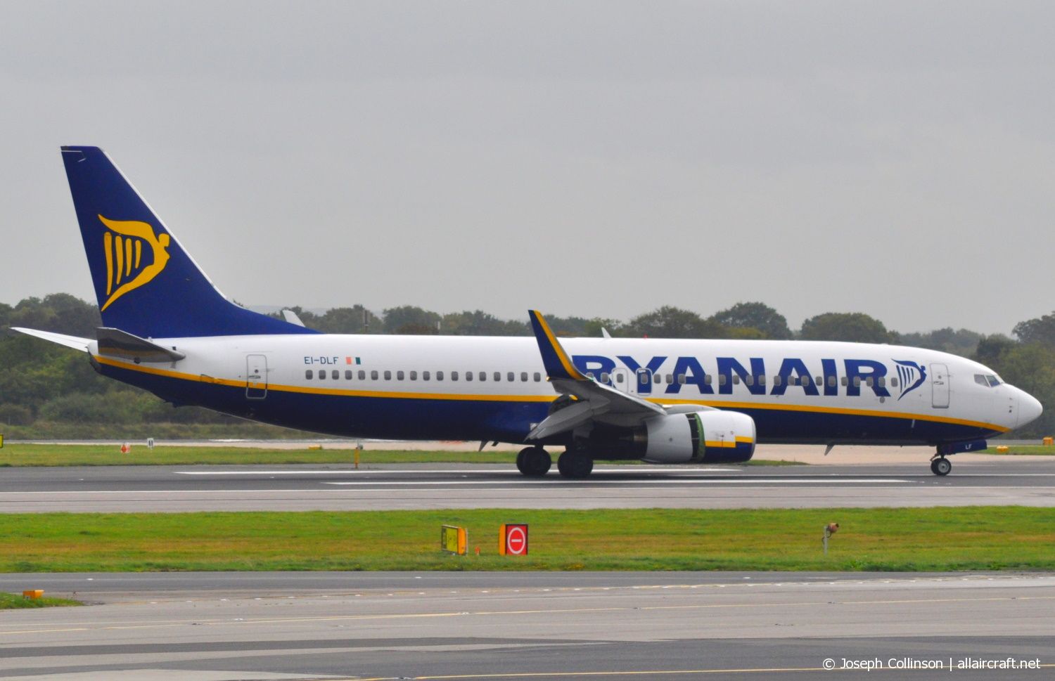 EI-DLF · Boeing 737-8AS(WL) · (MAN / EGCC)