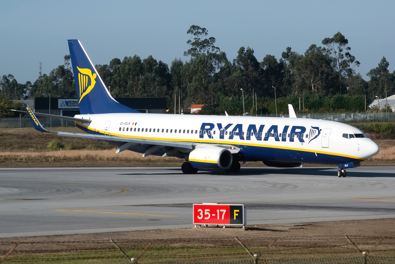 EI-DLK (33592) 2006 Boeing 737-8AS(WL)
