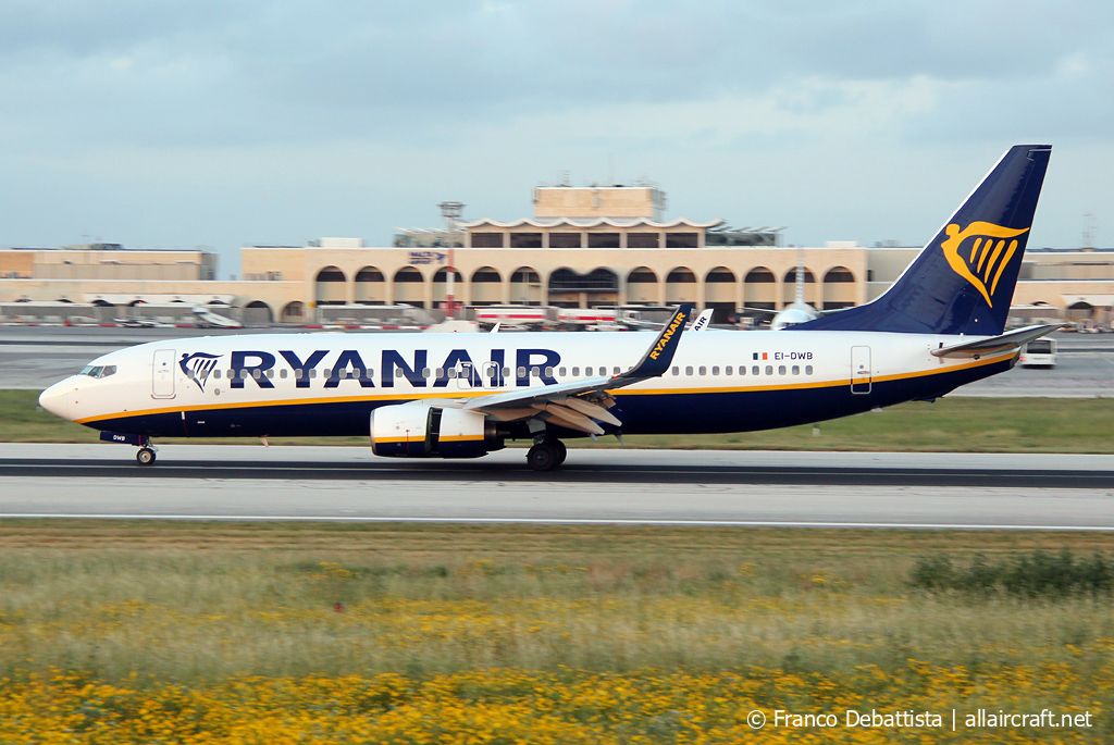 EI-DWB (36075) 2007 Boeing 737-8AS(WL)