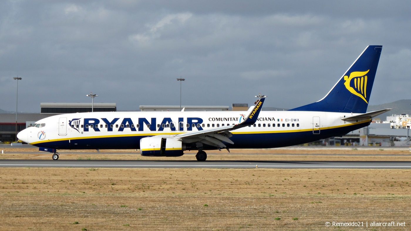 EI-DWX · Boeing 737-8AS(WL) · (FAO / LPFR)