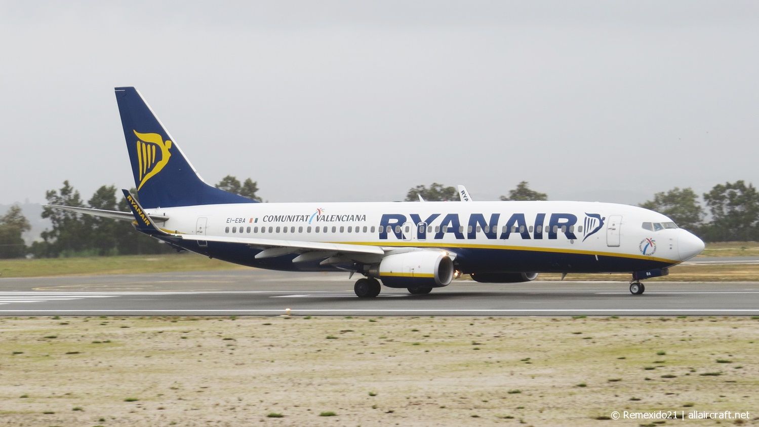 EI-EBA (37516) 2008 Boeing 737-8AS(WL)