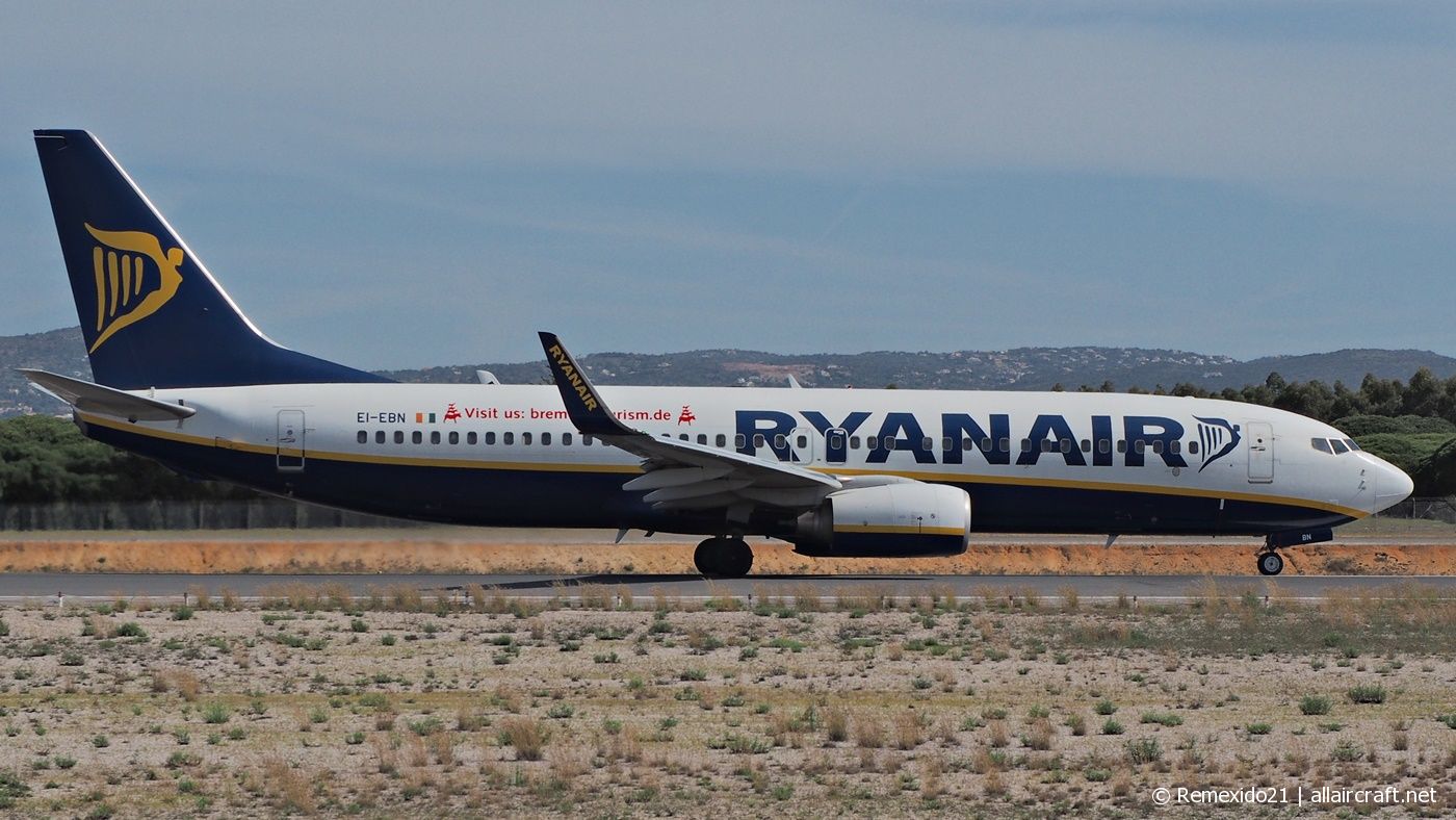 EI-EBN (35003) 2009 Boeing 737-8AS(WL)