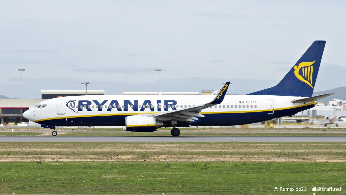 EI-EFS · Boeing 737-8AS(WL) · (FAO / LPFR)