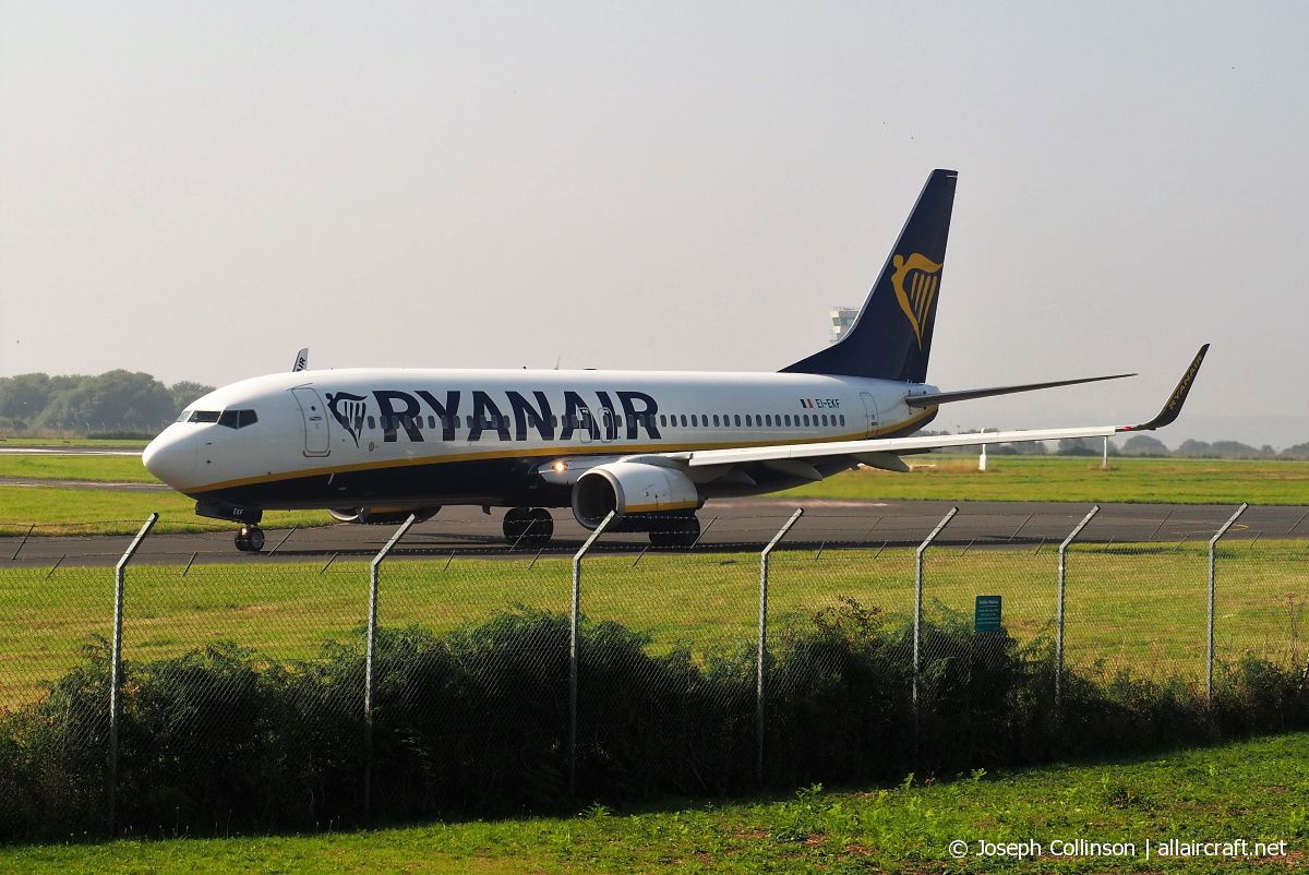 EI-EKF · Boeing 737-8AS(WL) · (LPL / EGGP)