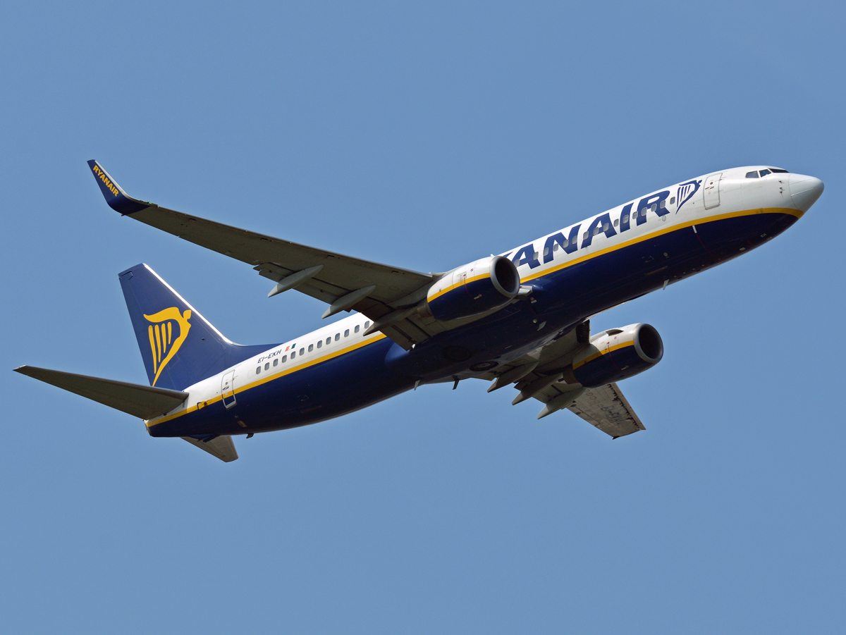 EI-EKH · Boeing 737-8AS · (CPH / EKCH)
