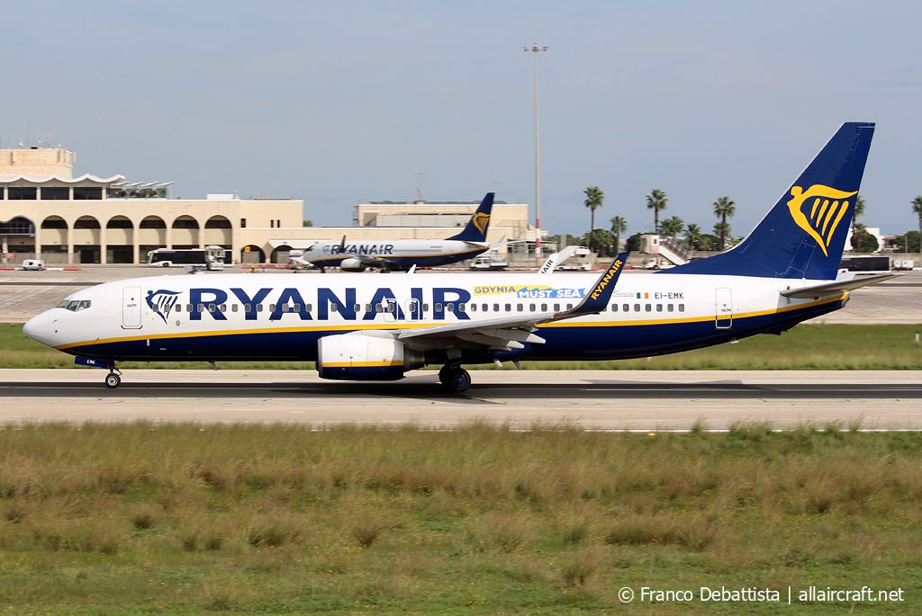 EI-EMK · Boeing 737-8AS(WL) · (MLA / LMML)