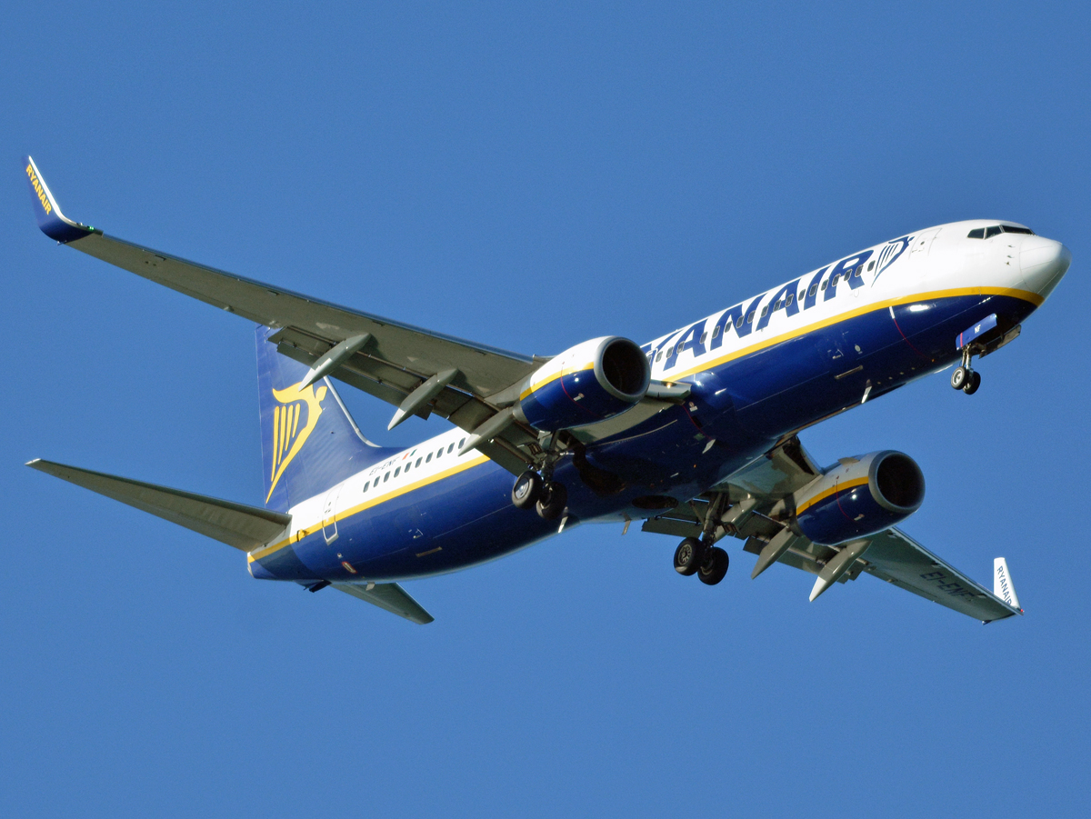 EI-ENF (35034) 2010 Boeing 737-8AS(WL)