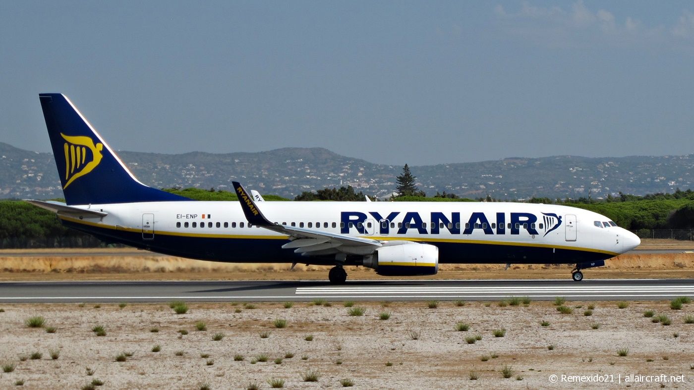 EI-ENP · Boeing 737-8AS(WL) · (FAO / LPFR)