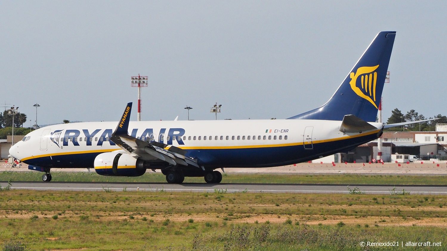 EI-ENR (35041) 2011 Boeing 737-8AS(WL)