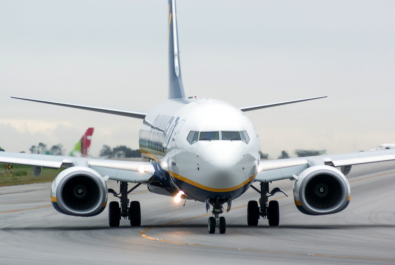 EI-FID (44694) 2015 Boeing 737-8AS(WL)