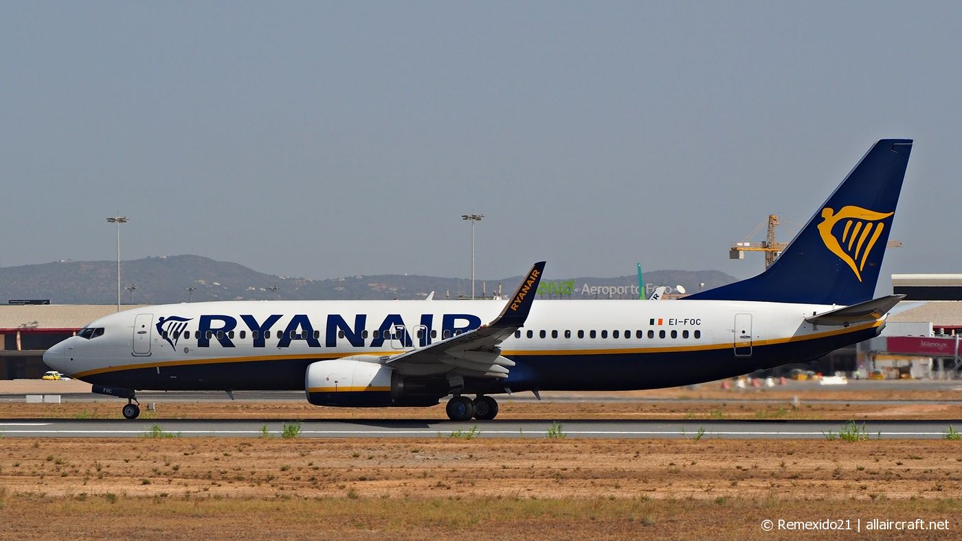 EI-FOC (44714) 2015 Boeing 737-8AS(WL)