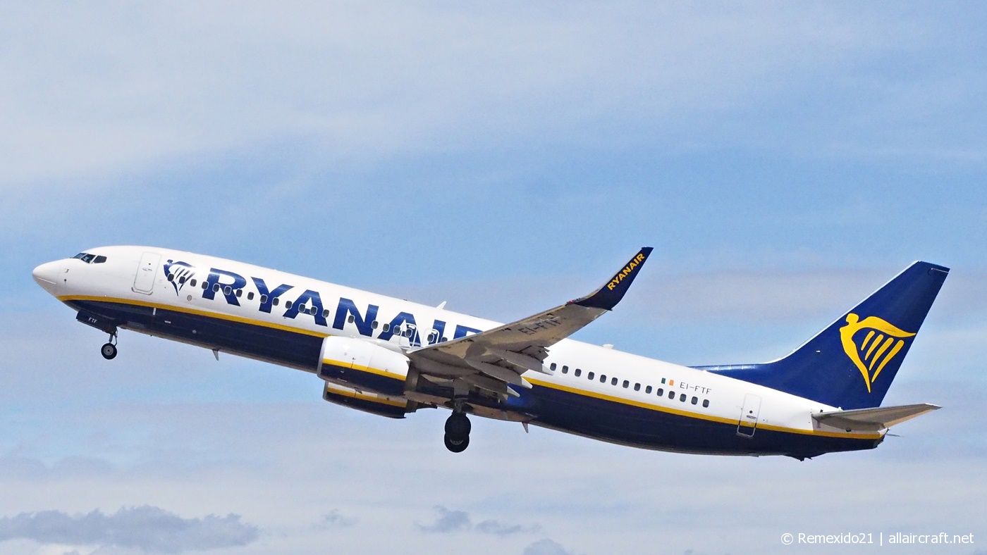 EI-FTF · Boeing 737-8AS(WL) · (FAO / LPFR)
