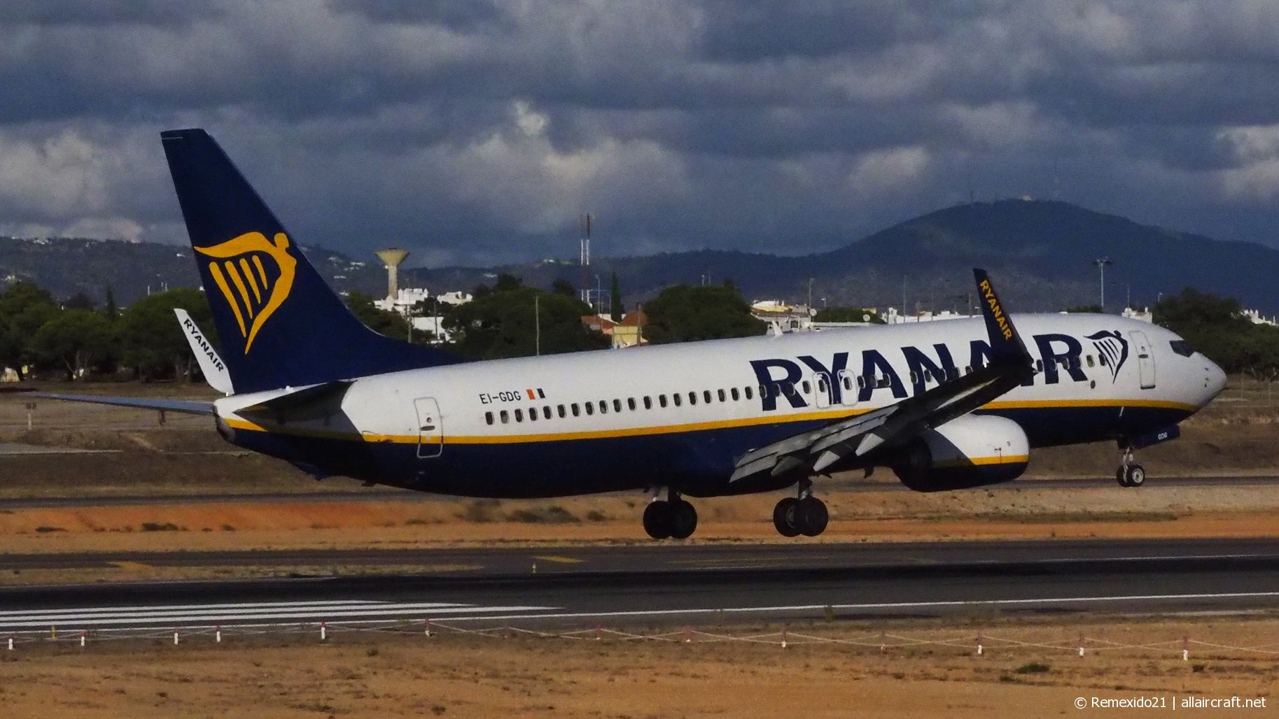 EI-GDG (44804) 2017 Boeing 737-8AS(WL)