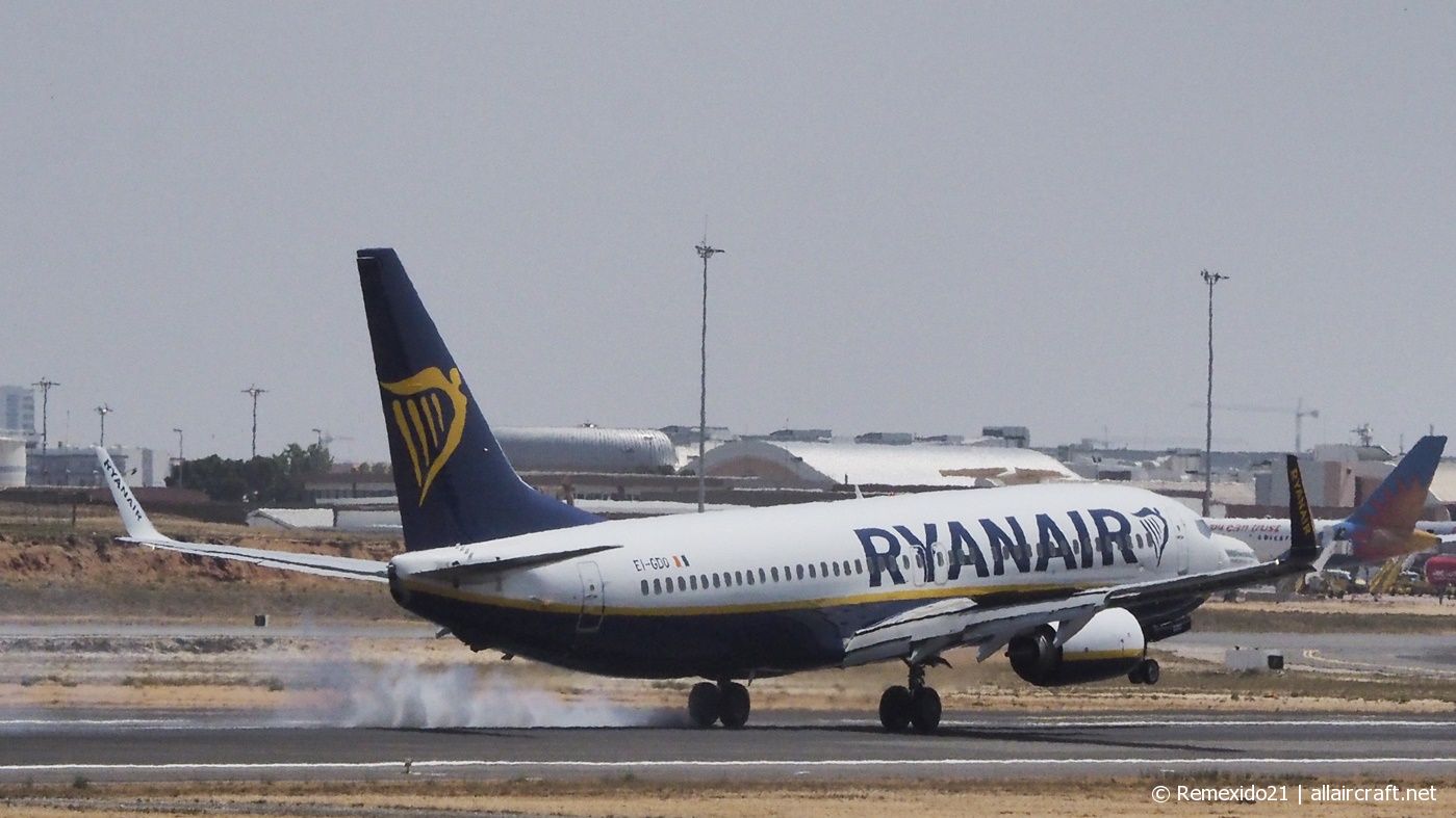 EI-GDH · Boeing 737-8AS(WL) · (FAO / LPFR)