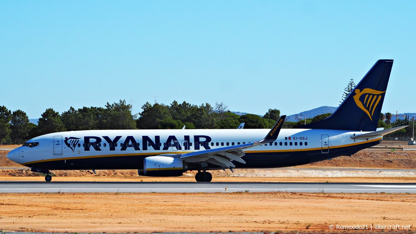 EI-GSJ · Boeing 737-8AS(WL) · (FAO / LPFR)