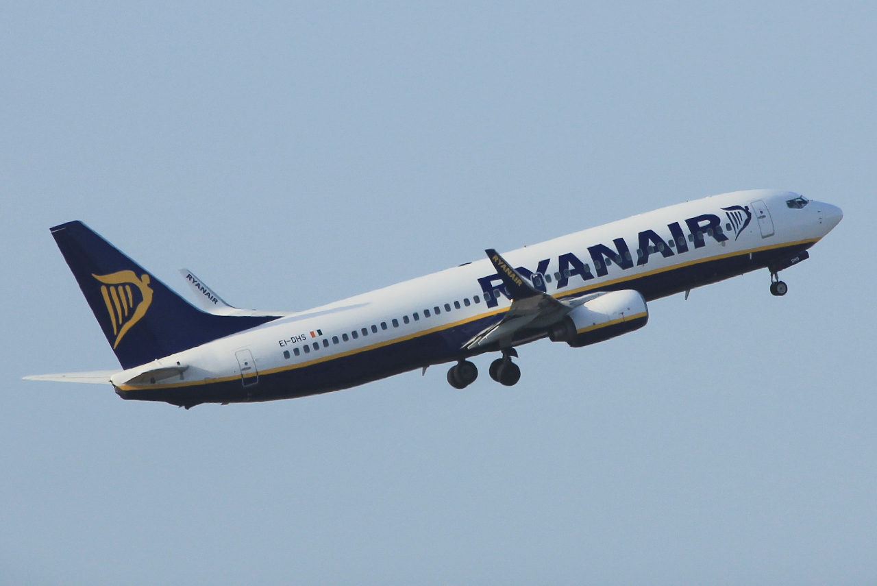 EI-DHS · Boeing 737-8AS(WL) · (FCO / LIRF)