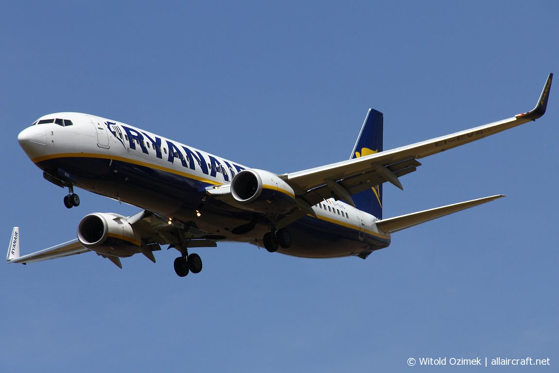EI-EVS · Boeing 737-8AS(WL) · (FCO / LIRF)