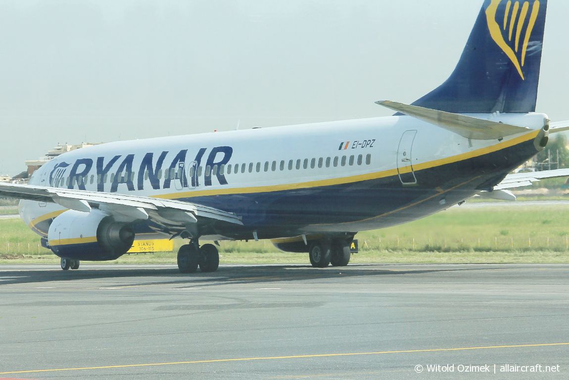 EI-DPZ (33616) 2007 Boeing 737-8AS WL