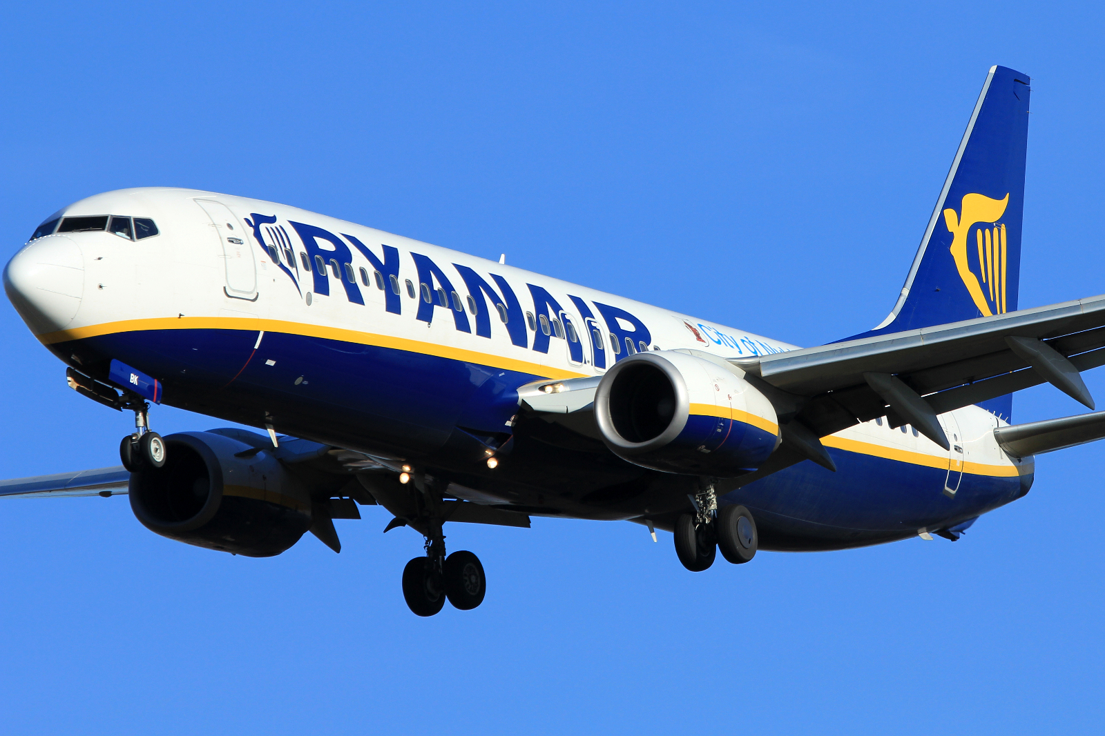 EI-EBK · Boeing 737-8AS(WL) · (KRK / EPKK)