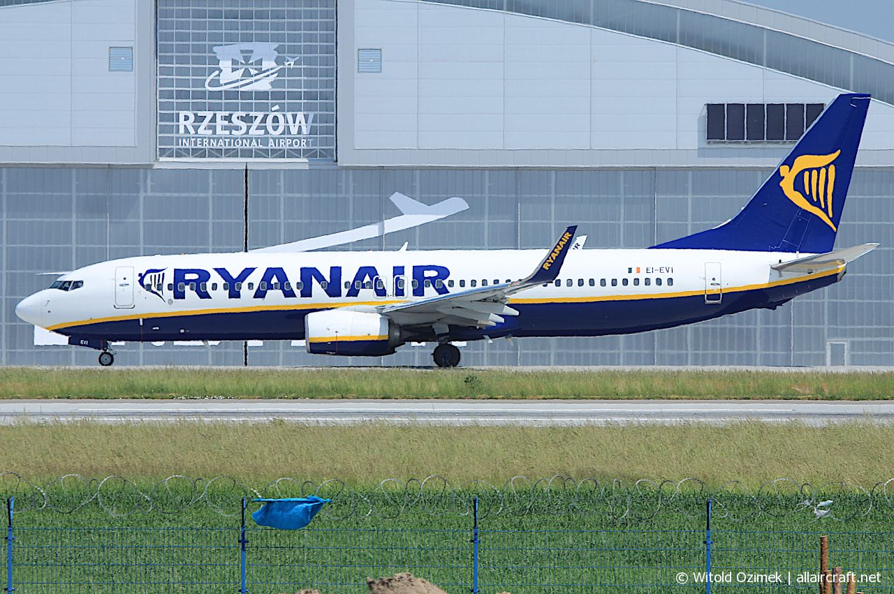 EI-EVI (38502) 2012 Boeing 737-8AS