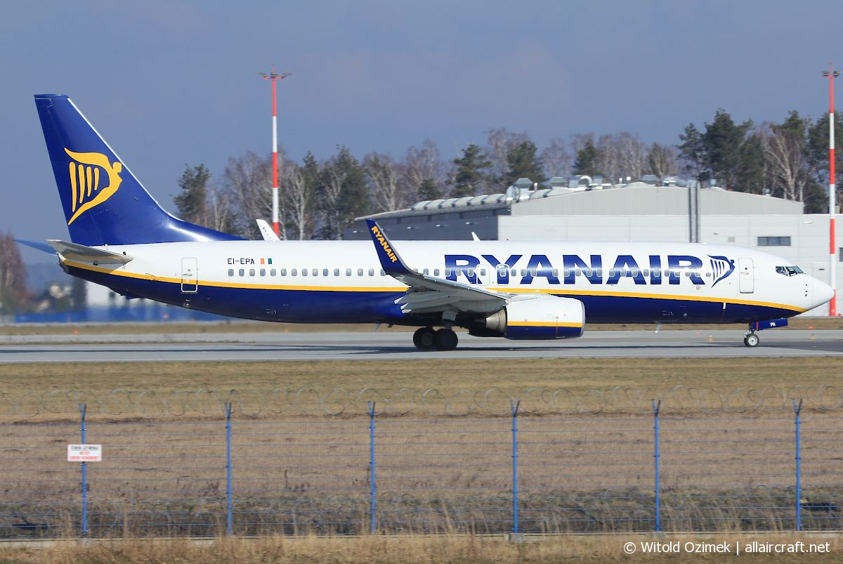 EI-EPA · Boeing 737-8AS(WL) · (RZE / EPRZ)
