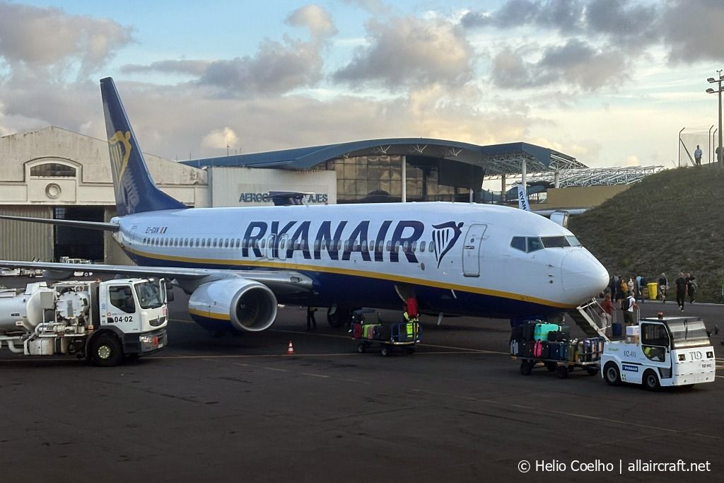 EI-GXN (44856) 2018 Boeing 737-8AS(WL)