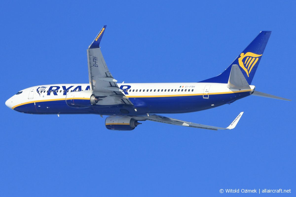EI-FRH (44736) 2016 Boeing 737-8AS(WL)