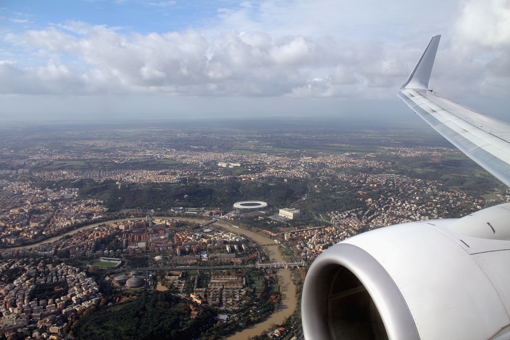EI-DLF · Boeing 737-8AS(WL) · -