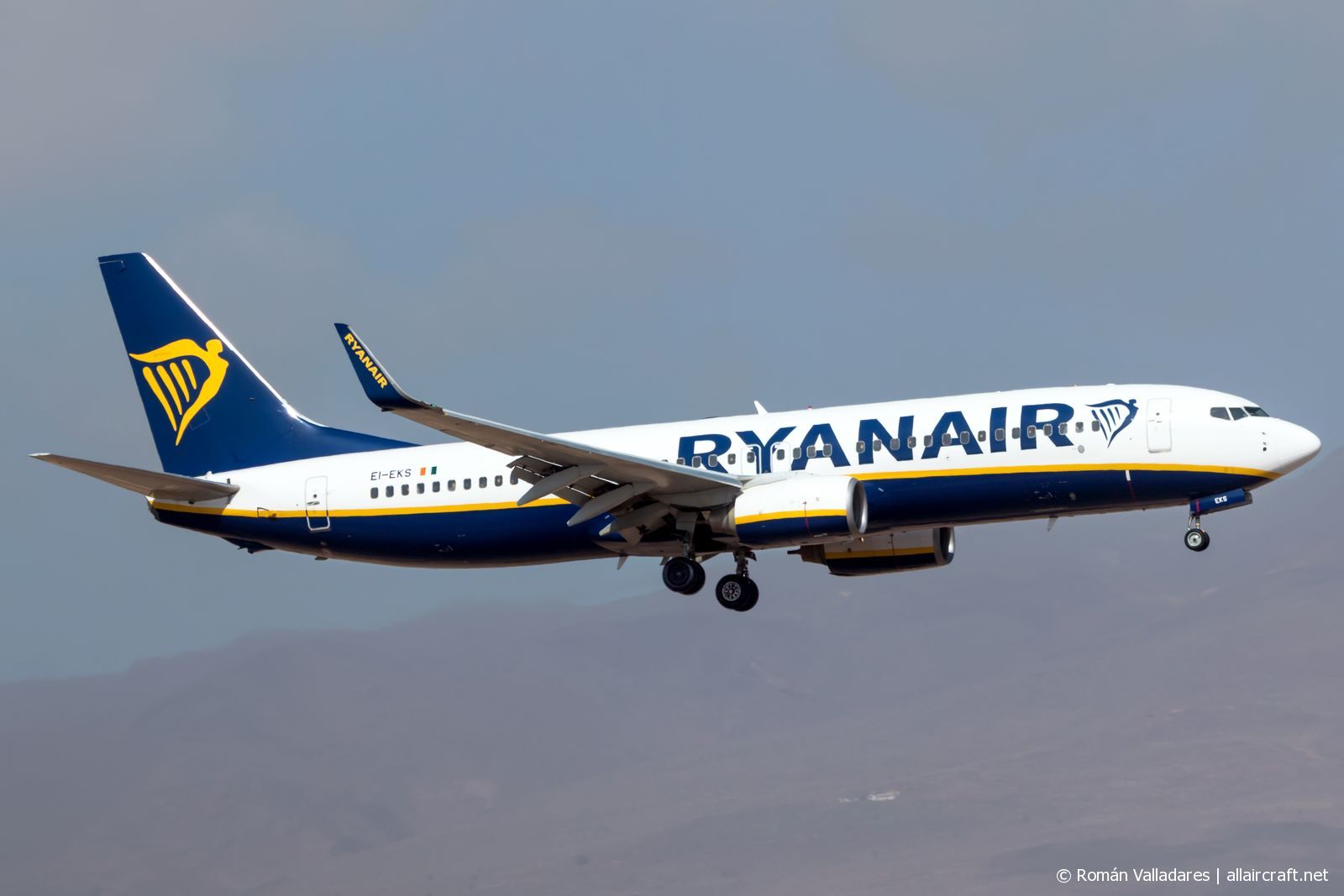 EI-EKS · Boeing 737-8AS(WL) · (LPA / GCLP)