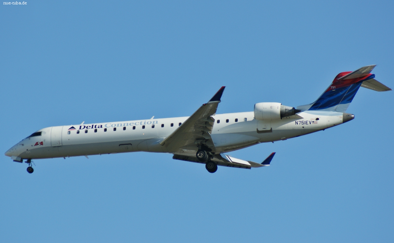 N751EV · Bombardier CRJ-701 · (YYZ / CYYZ)