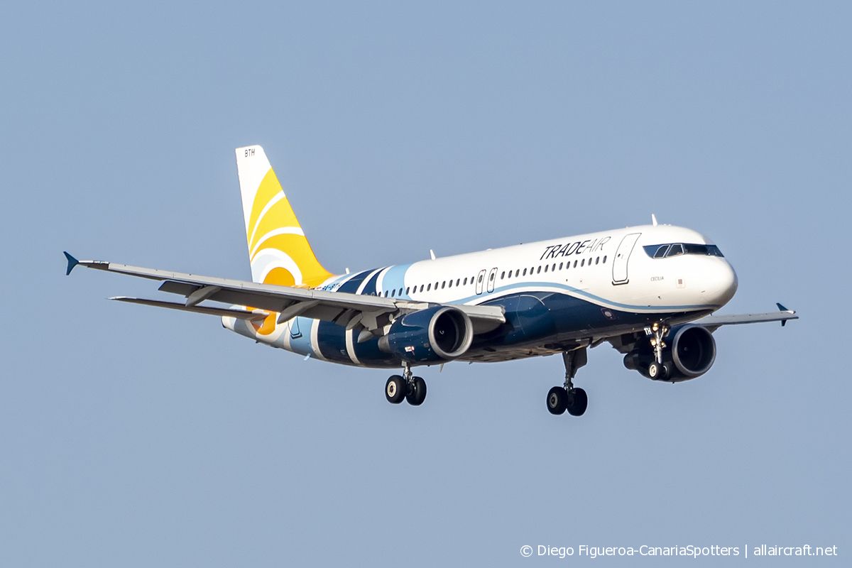 9A-BTH (1454) 2001 Airbus A320-214