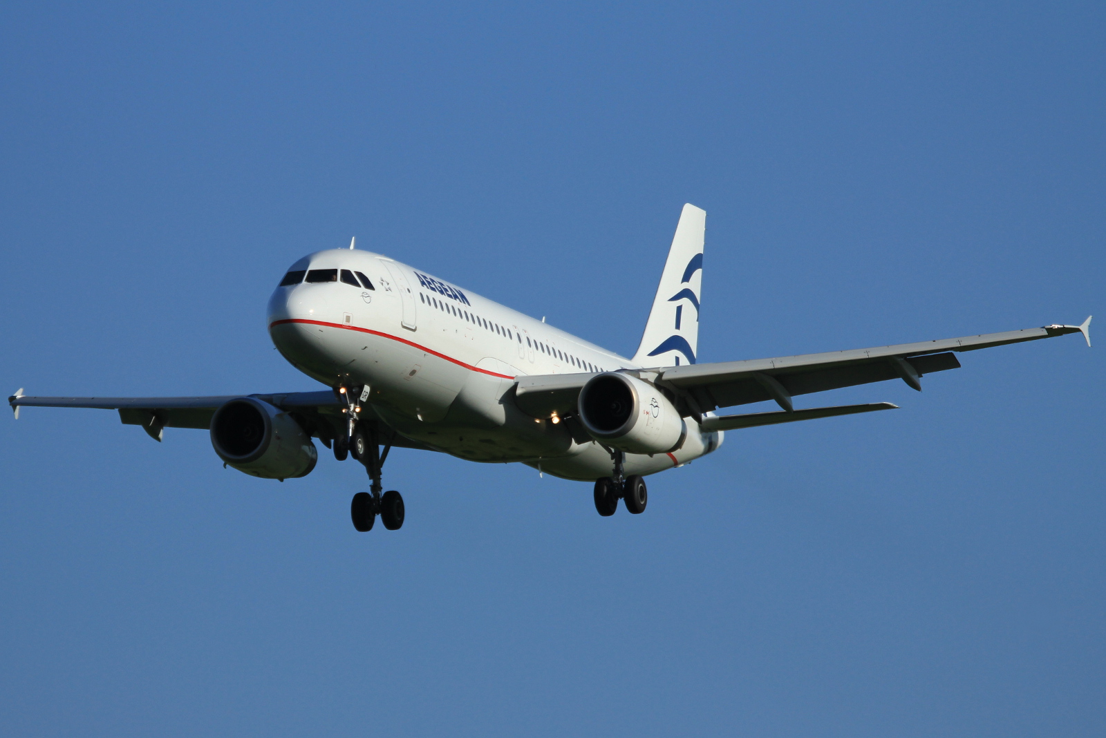 SX-DGR · Airbus A320-232 · (SVG / ENZV)
